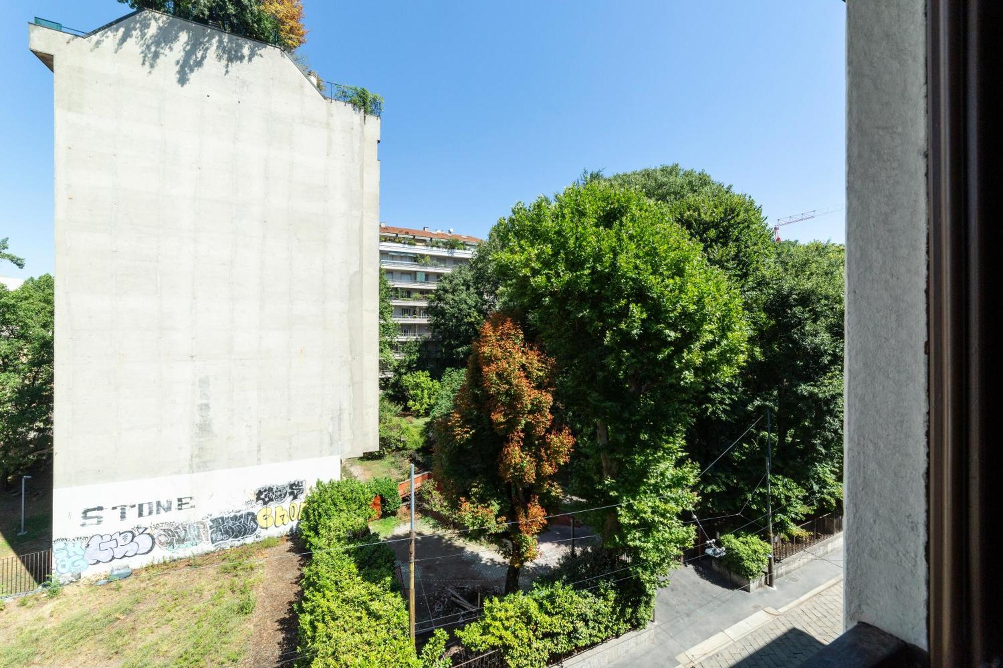 Porta Romana Comfy Apartment มิลาน ภายนอก รูปภาพ
