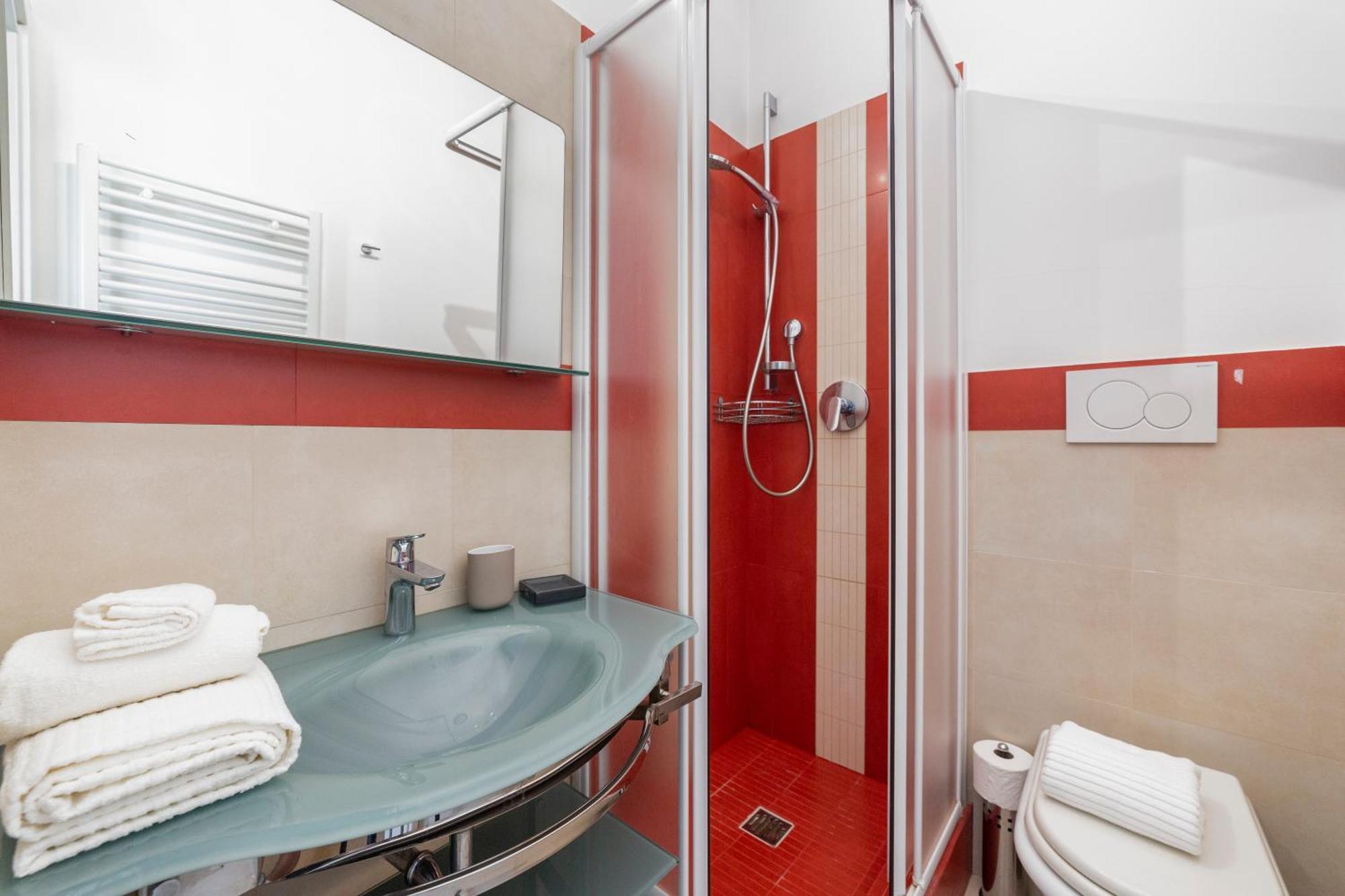 Porta Romana Comfy Apartment มิลาน ภายนอก รูปภาพ