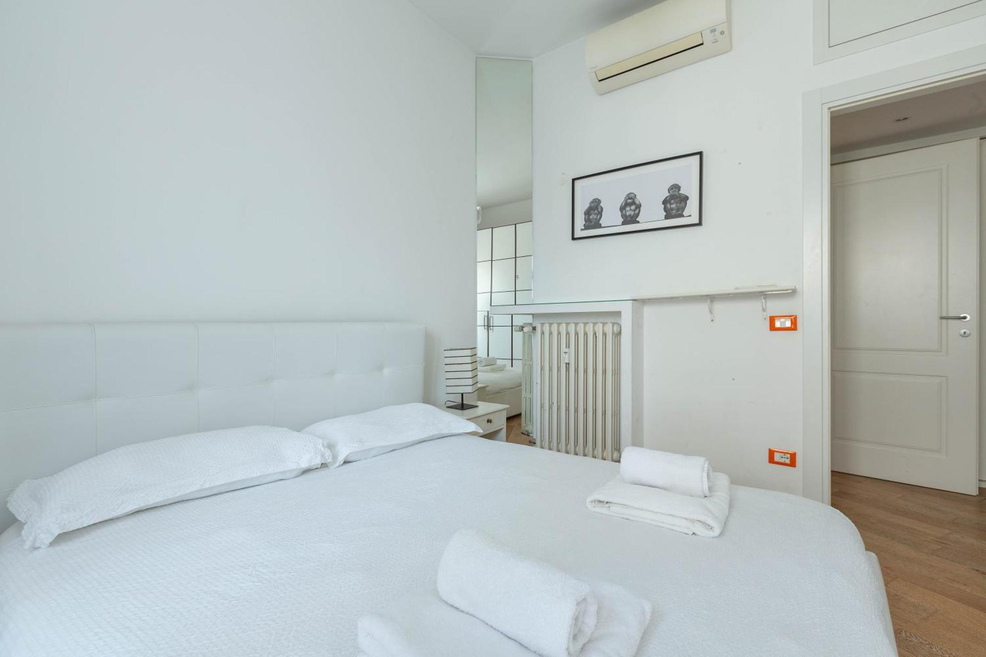 Porta Romana Comfy Apartment มิลาน ภายนอก รูปภาพ